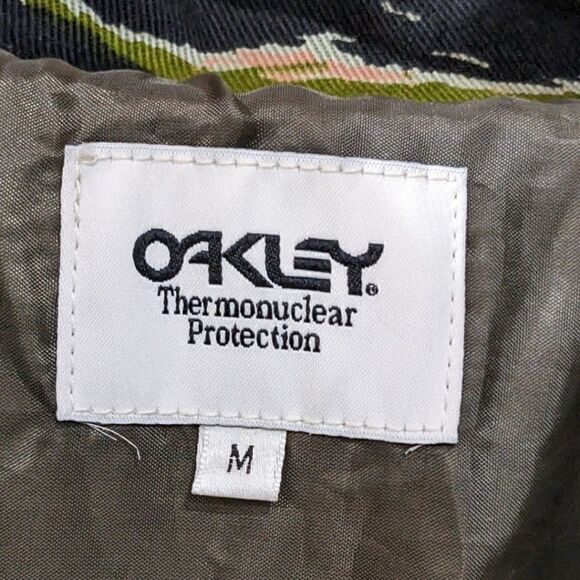 Oakley Tiger Camo Coach Jacket Green Insulated Cotton Canvas - Medium NWT - Picture 11 of 13